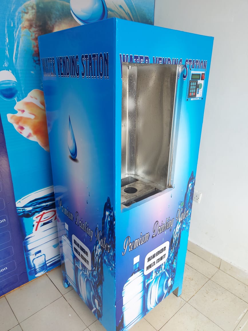 6 tips to guide you when starting a water vending business in Kenya with a Phynetech water station machine